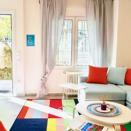 Апартаменты Stylish With Patio, 5min To Metro *