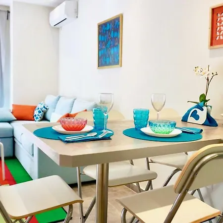 Апартаменты Stylish With Patio, 5min To Metro Афины